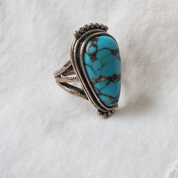 Turquoise Style Stone Ring Antiqued Silver Metal Adjustable Ornate Coastal Boho - Picture 9 of 9